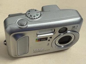 Cámara digital Kodak EasyShare CX7330 3,1 M plateada compacta batería AA - Imagen 1 de 10