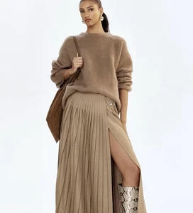 Neu mit Etikett H&M Edition A/W 2025 Oversize-Pullover aus Mohair-Mischung (braun) Small. Ausverkauft - Bild 1 von 8