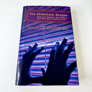 The Abduction Enigma by Kevin D. Randle 1999 HC First Ed Alien Extraterrestrial - Picture 1 of 9