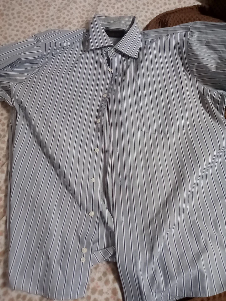 Camisa Donald J Trump Signature Collection Gris Rayas Abotonada!! Foto 1 de 4
