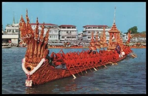THAILAND NAKARAJ BARGE in PROCESSION BANGKOK c1980s POSTCARD (L040) - Picture 1 of 2
