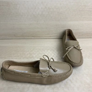 Saks Fifth Avenue Beige Print Leather Moc Toe Slip On Driving Loafers, Size 7.5B - Picture 1 of 8