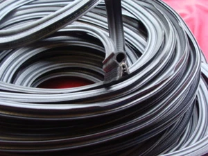 Guarnizione baule cofano vano posteriore rubber Alfa Romeo 1750 - 2000 Berlina - Imagen 1 de 2