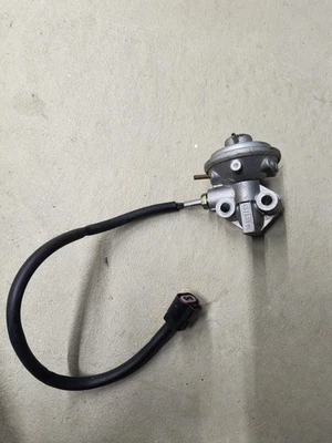 Válvula 94-96 3000GT VR4 / Dodge Stealth TT EGR Foto 1 de 3