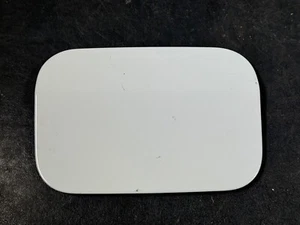04-10 BMW E60 525i 530i 535i 545i 550i M5 FUEL DOOR LID COVER ALPINE WHITE - Picture 1 of 3