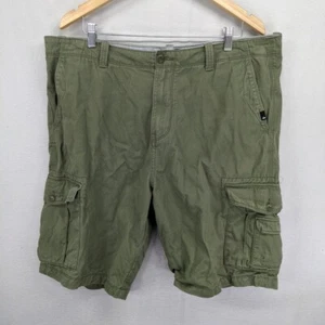 Quiksilver Straight Tapered Fit Cargo Shorts Pants Pockets Green Army 38 Mens - Picture 1 of 16