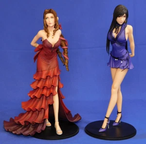 FIGURAS DE ARTE ESTÁTICAS VERSIONES DE VESTIDO AERITH Y TIFA REMAKE FINAL FANTASY VII 7 - Imagen 1 de 14