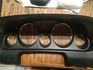 Dash Bezel 20O7 Arcadia Gmc - Picture 1 of 2