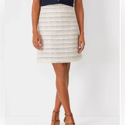 Falda Ann Taylor multicolor línea A. Talla: 00P. Grapa de tweed Foto 1 de 4