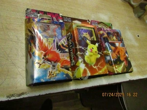 3 packs of pokemon trading cards - Picture 1 of 6