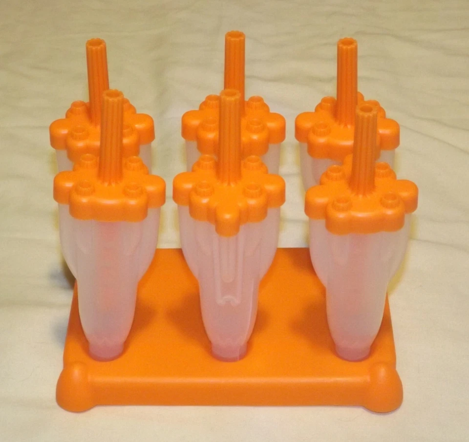 Conjunto de 6 moldes Tovolo Rocket Frozen picolé gelo pop laranja - Imagem 1 de 1