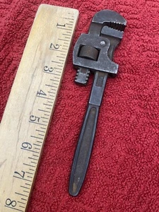Vintage TRYON 8 Inch Pipe Adjustable Wrench  (T-59) - Picture 1 of 11
