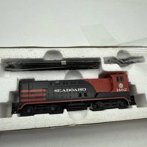 Stewart 4722 Baldwin VO-1000 Seaboard Powered Diesel Locomotive #1402 - Picture 1 of 7