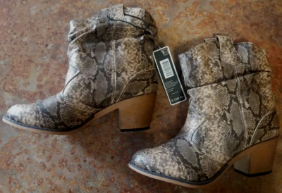 CHARLES ALBERT WOMEN'S BOOTS, SNAKE PATTERN SLOUCH BROWN, SIZE 10 NWOB NWT - Image 1 of 4