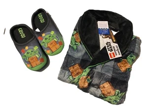 Star Wars LEGO Robe with Slippers 2-piece Set Gift for Boys Size 10-12 NWT - Picture 1 of 4