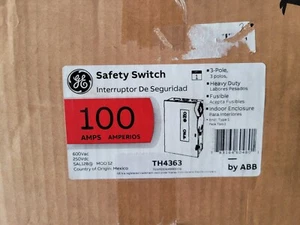 NUEVO ABB GE TH4363 INTERRUPTOR DE SEGURIDAD FUSIBLE DE ALTA RESISTENCIA 100A 3P 4W 600VAC DESCONEXIÓN - Imagen 1 de 2