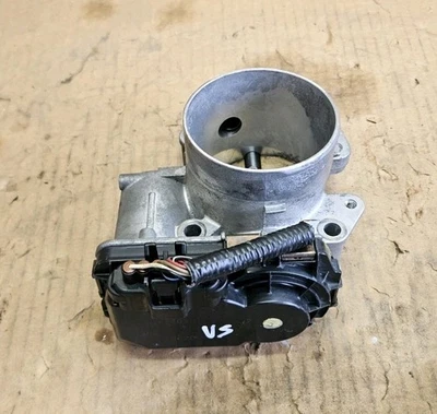 03-05 Toyota Celica GTS 1.8L 2ZZGE Cuerpo del acelerador con conjunto TPS OEM 22030-22030 Foto 1 de 4