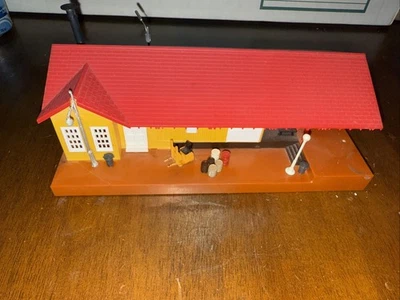 BACHMANN HO Scale GROVEMONT -Vintage Railroad Station Depot - Image 1 of 4