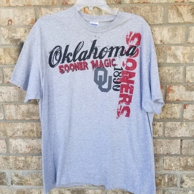 OKLAHOMA Sooners Gray Red Short Sleeve TShirt (Men XL) Gildan - Image 1 of 4