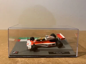 MCLAREN M23 1976 JAMES HUNT EN BOITE 1/43 MT B2 - Bild 1 von 5