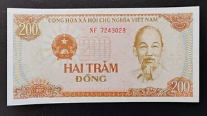 Vietnam 200 Dong 1987, 500 Dong 1988. Banknotes World Paper Money UNC. - Picture 1 of 4