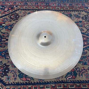 Platillo de paseo 24" Zildjian A años 80 4790 g *Video demo* - Imagen 1 de 12
