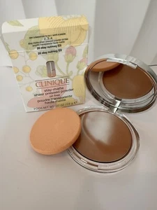 CLINIQUE ~ STAY MATTE POLVERE PRESSATA TRASPARENTE ~ # 20 STAY NOCE MOSCATA ~ 0,27 OZ - Foto 1 di 4