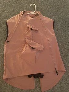 NIKE NIKELAB AAE 2.0 VEST GILET SIZE Large (AQ0419 685) PINK / BLACK - Picture 1 of 7