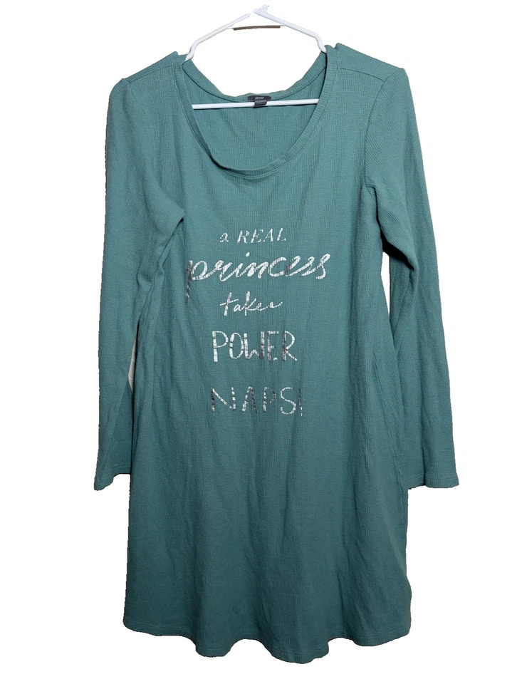 Vestido de dormir Aerie para mujer grande A Real Princess toma Power Naps salón Foto 1 de 4