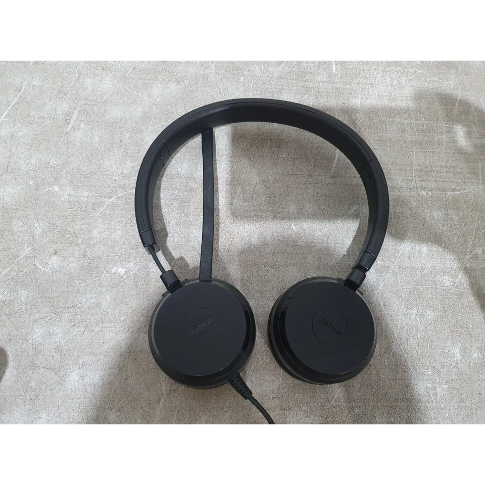 Jabra Evolve 30 03-02608 Stereo Headset Wired Boom Mic Active Noise Cancelling - Image 1 of 4