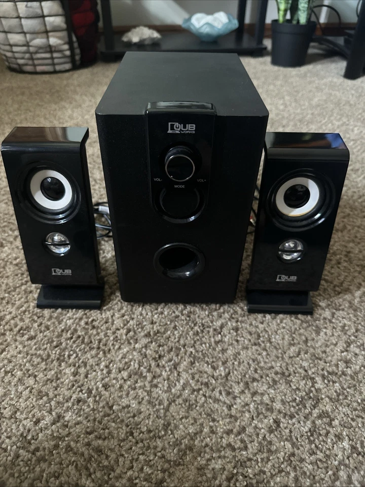 QUB Works Desktop 2.1 multimedia Bluetooth speaker system - Image 1 of 3