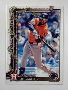 2025 Topps Holiday Base #H44 Yordan Álvarez Houston Astros - Imagen 1 de 2