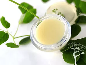 Maringa Lip Balm with Natural Moringa Oil Australian Made & Owned - Picture 1 of 3