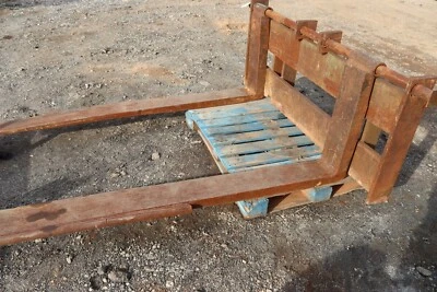 1988 JOHN DEERE 544-A WHEEL LOADER FORK LENGHT- 84" WIDTH 7" SPREAD 20" TO 57" - Image 1 of 4