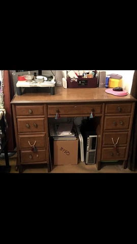 ANTIQUE KNEEHOLE STYLE DESK Cover