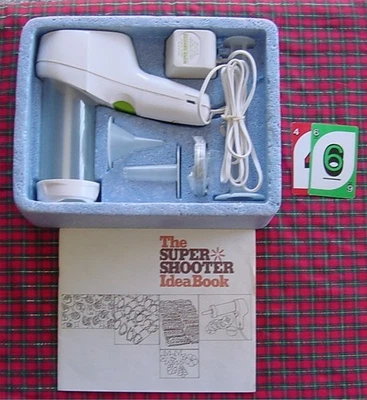 Vintage Wearever 2 Speed Electric Cookie Press Box tips Plates Recipe Book  #46 - Image 1 of 3