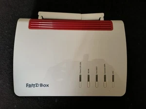 Routeur AVM FritzBox 6890 LTE v2 - Photo 1/3