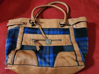 Bolso de hombro a cuadros azul niebla London con dije Foto 1 de 4