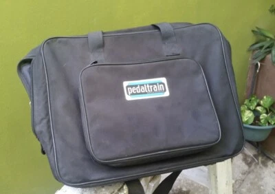 Pedaltrain Jr 1er diseño con puertos delanteros y bolsa blanda Foto 1 de 3