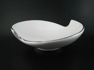 Art of the Home VEGETABLE BOWL Ying/Yang Dish Seasonal Run Mid Century White - Picture 1 of 7