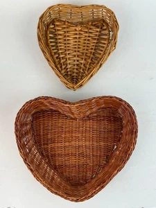 Paar Vintage Weidenkörbe in Herzform - Bild 1 von 3