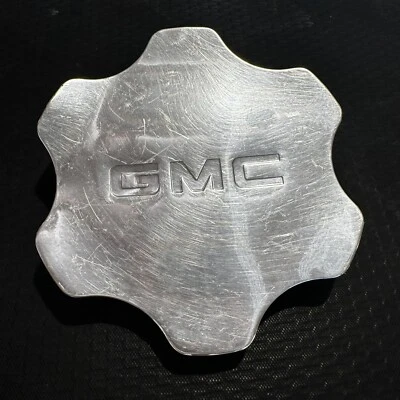 GMC Yukon Denali Sierra 1500 2001-2006 tapa central 9594256 Foto 1 de 4