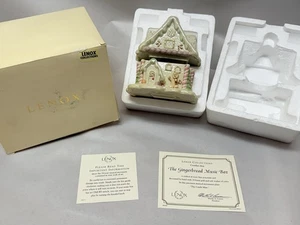 Caja de música Lenox GingerBread House porcelana navideña en caja toca The Candy Man - Imagen 1 de 9