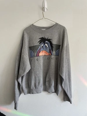 Sudadera De Colección Disney Eeyore Gris Disney Store Talla L Desteñida Envejecida Foto 1 de 4