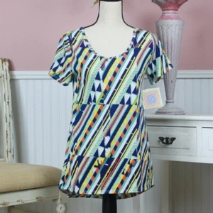 NUEVO CON ETIQUETAS Camiseta LuLaRoe Clásica Para Mujer Talla XS Geométrica Elastizada Cuello Redondo - Imagen 1 de 4