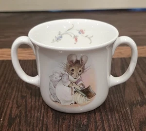 Taza Royal Albert England El Mundo de Beatriz Potter Doble Asa - Imagen 1 de 7