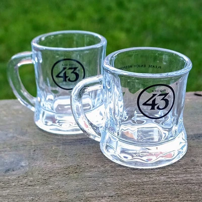 Set 2 x Licor 43 Cuarenta y Tres Likör Mini Bierglas Schnapsgläser Neu - Bild 1 von 4