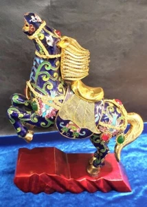 Vntg Chinese Cloisonné Enamel Horse on Wood platform Figure Statue Collectable - Picture 1 of 9