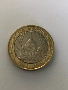 2005 £2 Coin - St Paul's Cathedral - Circulated - Free Post - Picture 1 of 1
