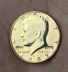 X 1982 P Gold Plated Kennedy 1/2 Half Dollar Counter Stamped 1960 - 1980 - Picture 1 of 2